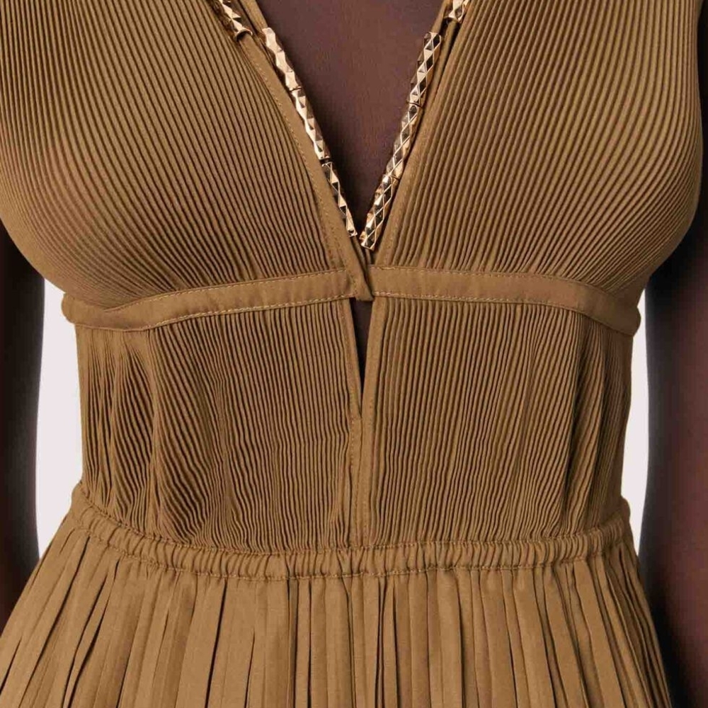 Maje Jewellery neckline pleated dress - Picture 5 of 8